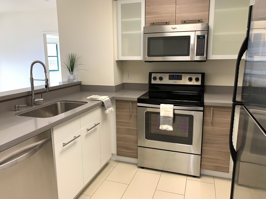 Foto principal - 988 Franklin St