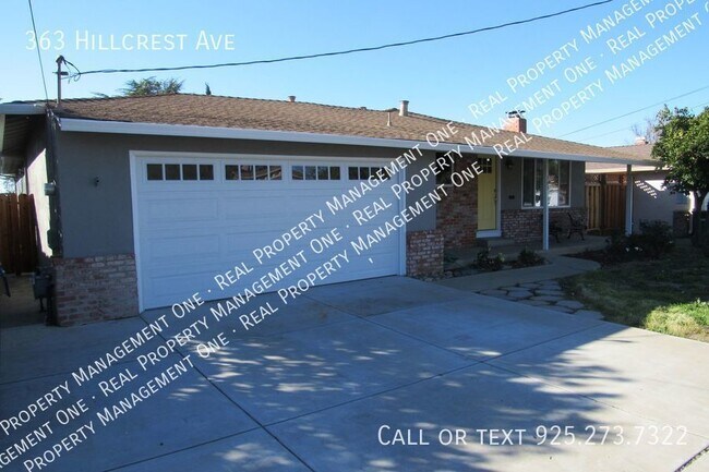 Building Photo - Well Kept 3 Bed, 2 Bath Ranch Style Home i...