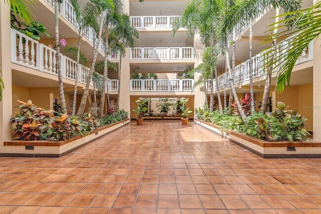 Foto del edificio - 6500 Sunset Way