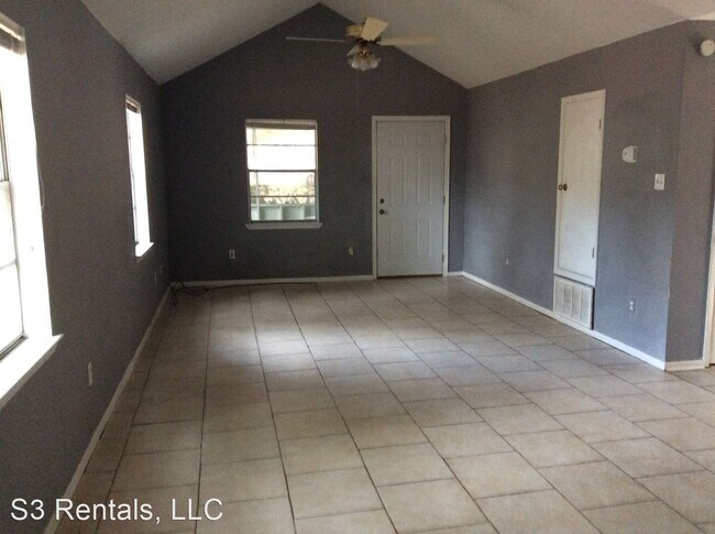 Building Photo - 3 br, 2 bath House - 1721 Beachview Drive