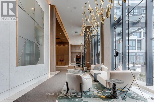 Photo du bâtiment - 30 Inn On The Pk Dr