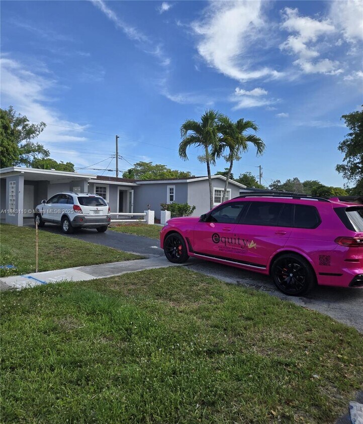 Foto principal - 611 SW 64th Way
