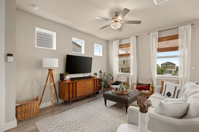 Foto del edificio - 7400 Travertine Spring Dr