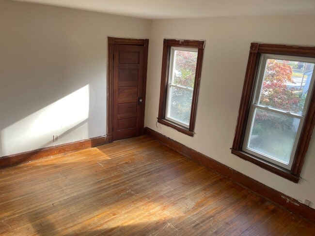 Foto del edificio - 651 Lake Ave, #3, Manchester NH 03103