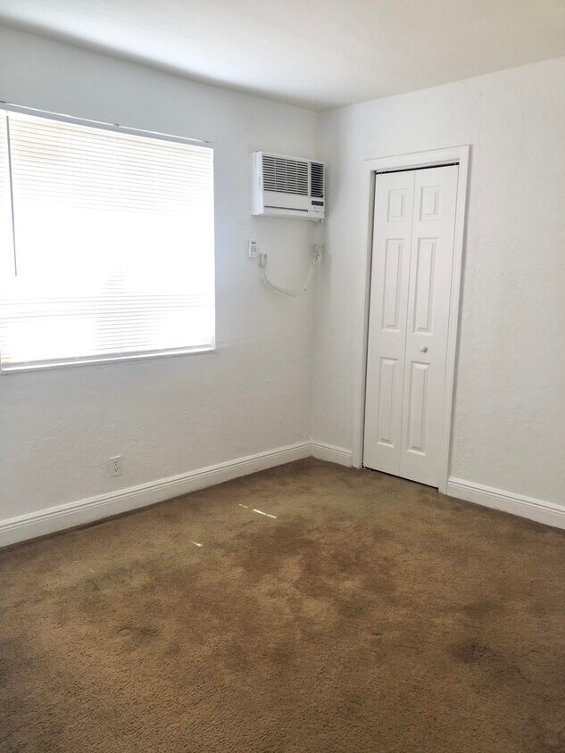 Foto del edificio - 4071 N Dixie Hwy