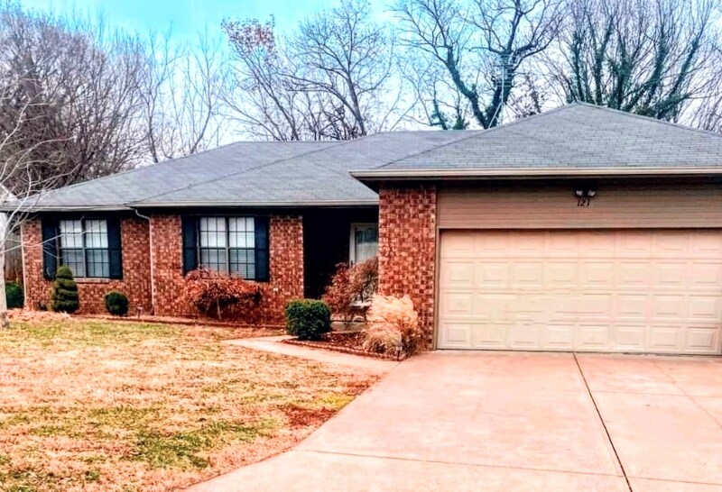 121 N Grace Ave, Joplin, MO 64801 House Rental in Joplin, MO