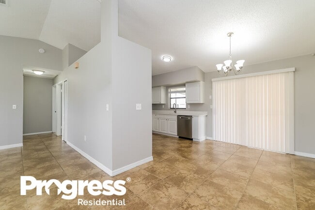 Building Photo - 637 Baldwin Dr