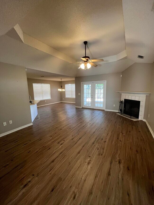 Building Photo - 1861 Brick Cir