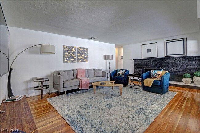 Foto del edificio - 2108 S 6th St