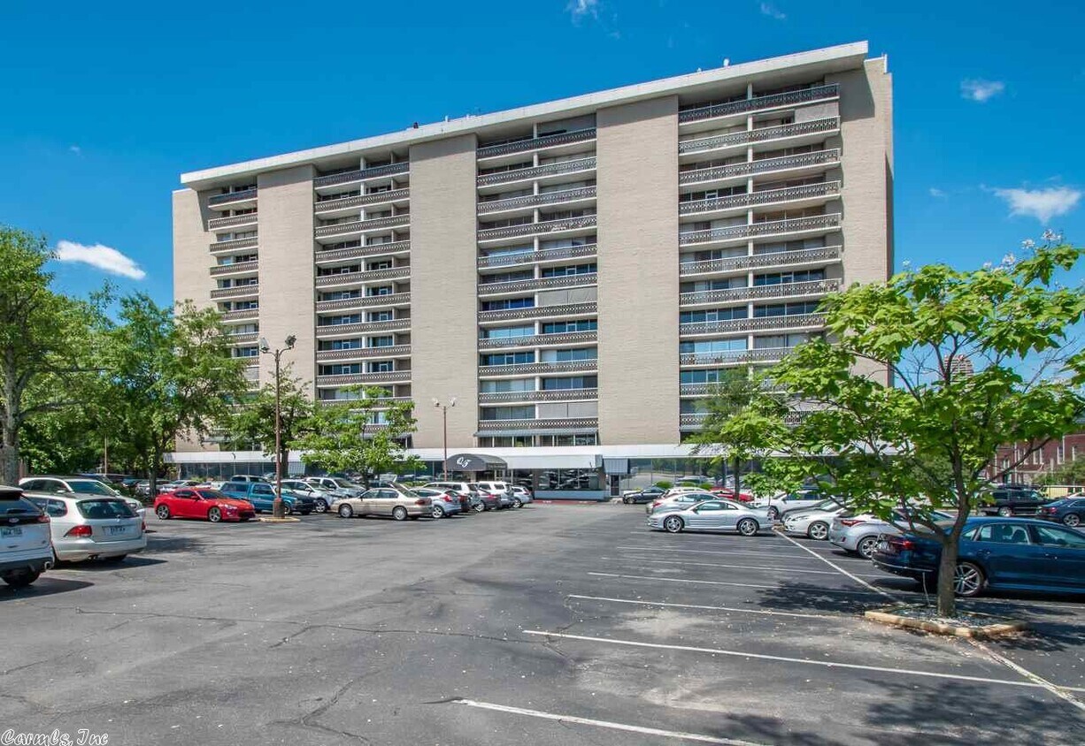 700 E 9th St Unit 2 B, Little Rock, AR 72202 Condo for Rent in Little Rock, AR