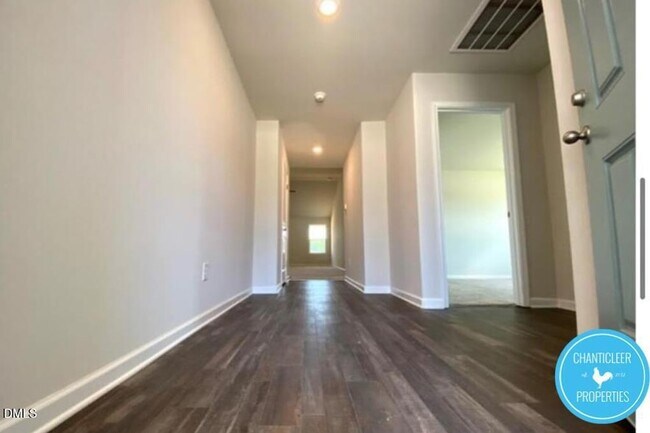 Building Photo - 629 Southwick Pl