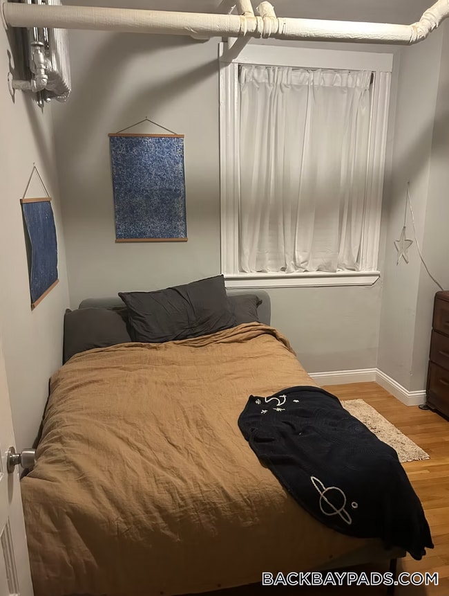 Foto del edificio - 583 Beacon St