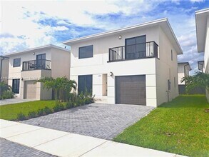 Building Photo - 1373 NW 1st St