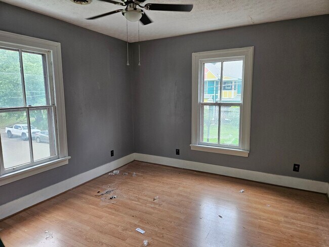 Foto del edificio - Knoxville 37917 - 2 Bedroom, 1 Bath home –...