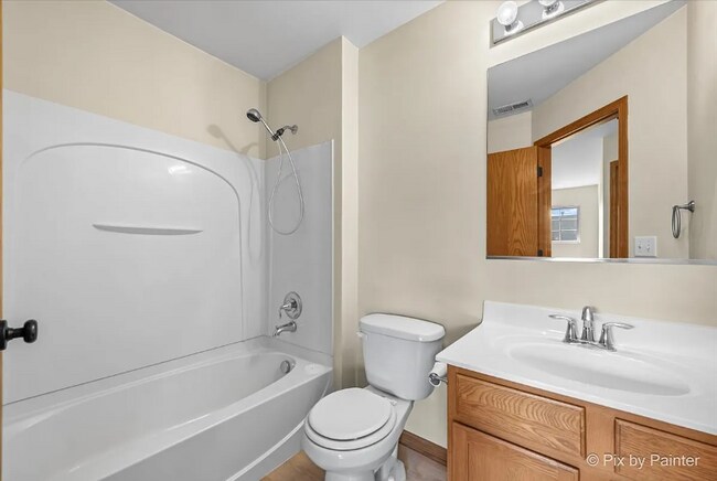 Foto del edificio - 2122 Concord Dr