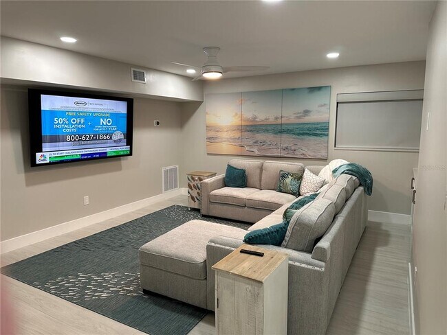 Foto del edificio - 745 Eldorado Ave