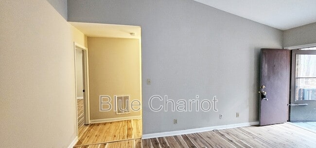 Photo - 47 Bell Cir Apartment