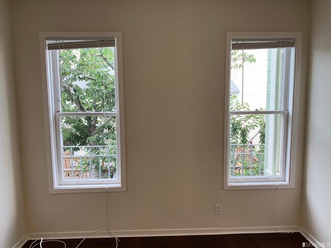 Foto del edificio - 1880 Page St