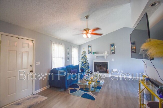 Building Photo - 5598 Windy Knoll Pl