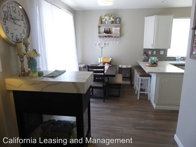 Foto del edificio - 3 br, 3 bath House - 30348 Cedar Oak Lane