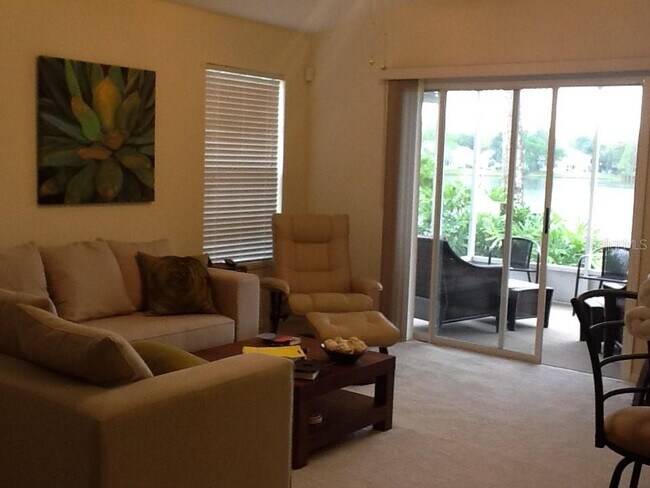 Foto del edificio - 1809 Lake Heron Dr