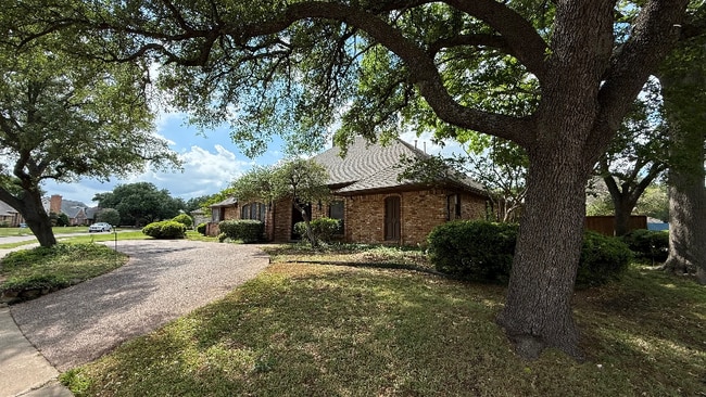 Building Photo - 3513 Diamondhead Dr