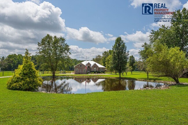 Foto del edificio - Amazing Horse property in Manchester! Pool...