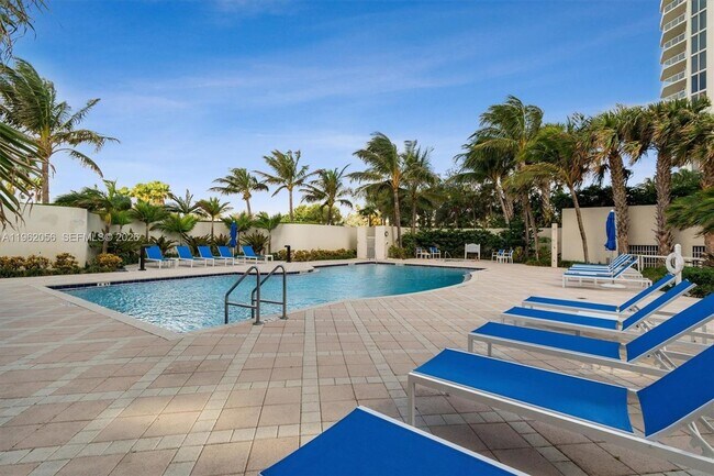 Photo - 6051 N OCEAN DR APT 602