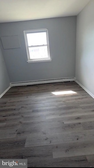 Building Photo - 18 W 22nd St