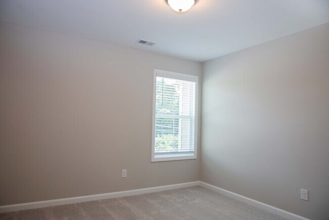 Foto del edificio - 1210 Foxcroft Ln