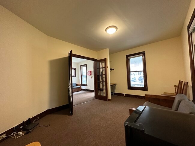 Building Photo - 306 Eddy St