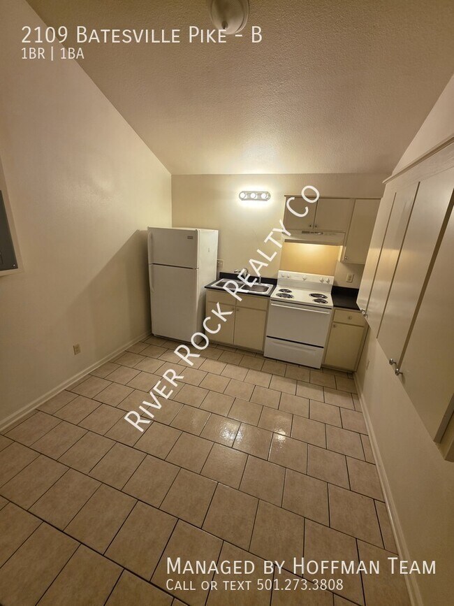 Building Photo - 2109 Batesville Pike