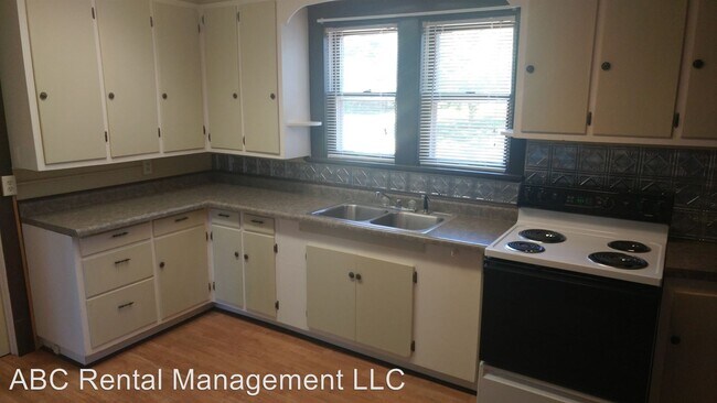 Foto del edificio - 1503 Townline Rd