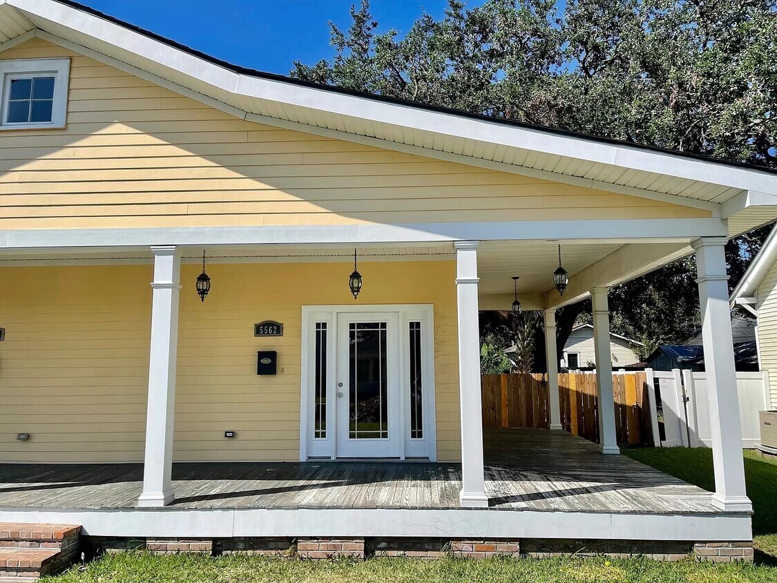 5562 Woodlawn Pl Unit 5562, New Orleans, LA 70124 Apartments in New Orleans, LA