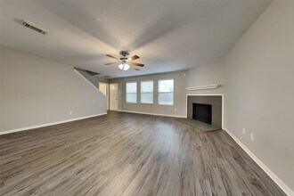 Building Photo - 20822 Fox Trot Ct