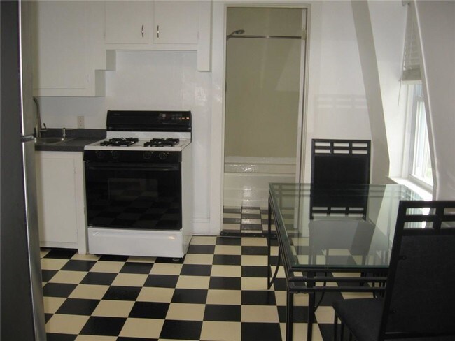 Foto del edificio - 36 Pleasant St