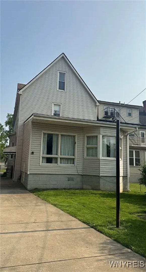 Foto del edificio - 1317 McKinley Pkwy