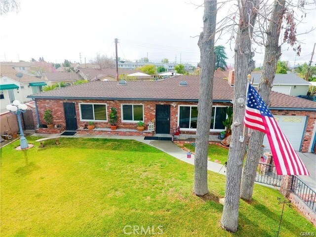 Foto principal - 264 Grandview Dr