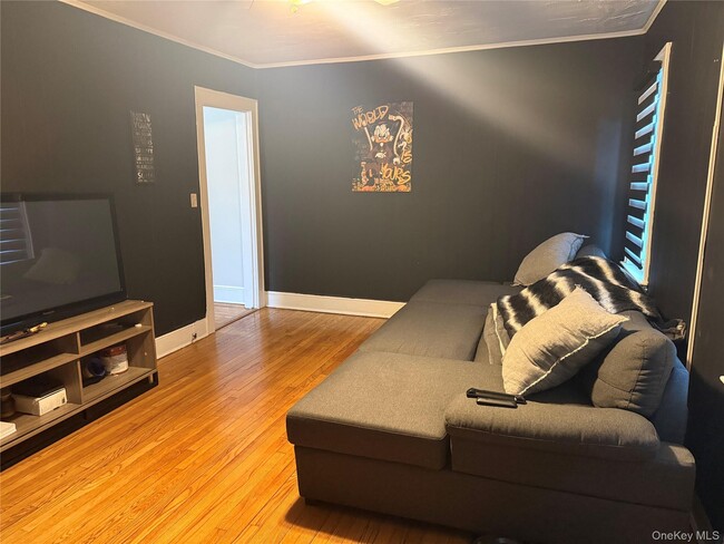 Building Photo - 50 The Crescent