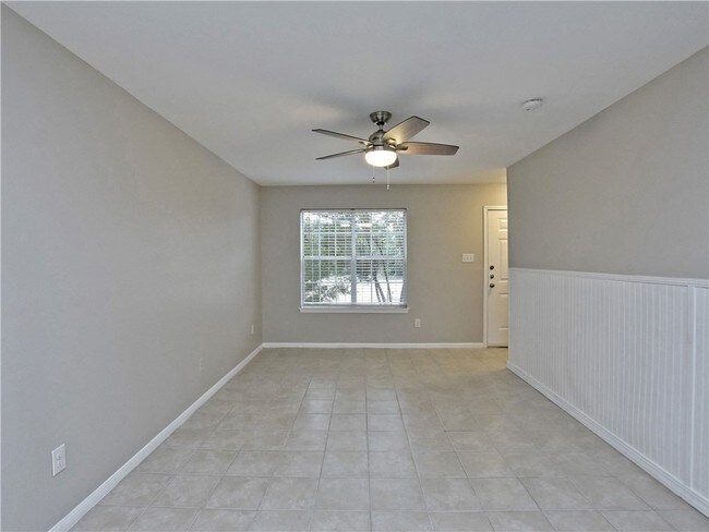 Building Photo - 334 FM 1174