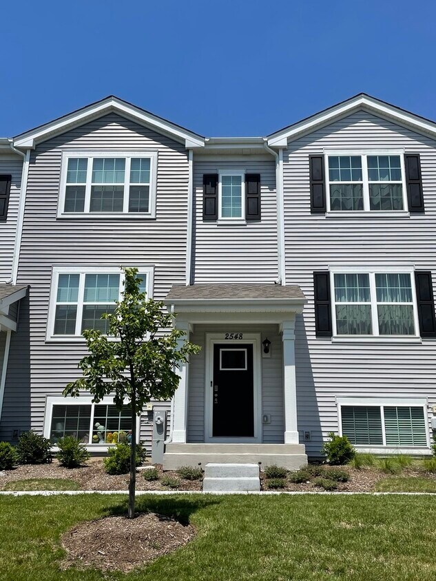Foto principal - 2548 Alison Ave