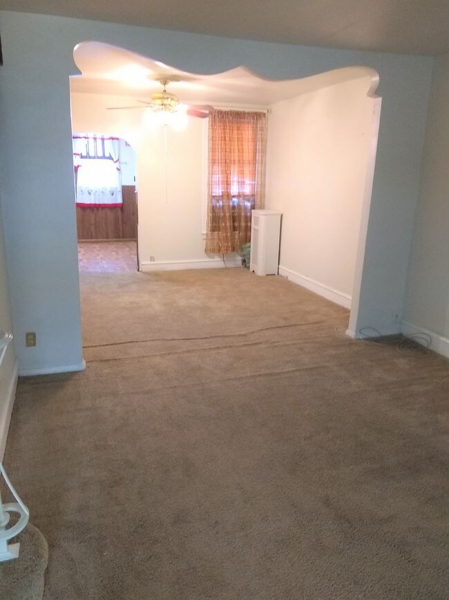 Foto del edificio - 4025 Maywood St