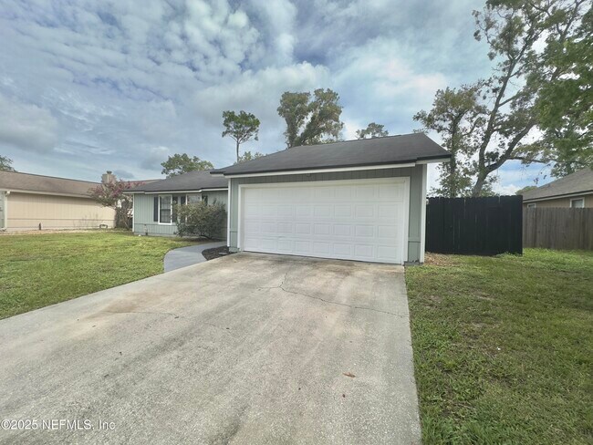 Foto del edificio - 8475 Seton Ct
