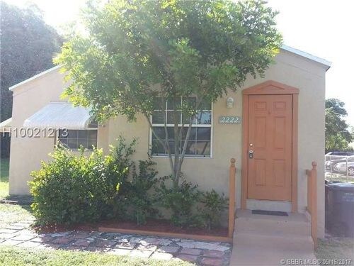 Foto principal - 2222 Monroe St