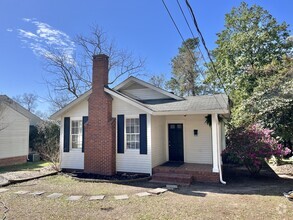 Building Photo - 808 Lake Ave