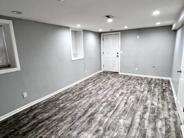 Foto del edificio - 3335 N Kenneth Ave