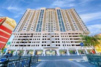 Building Photo - 150 S Las Vegas Blvd