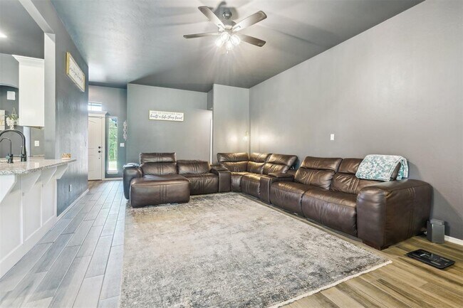 Building Photo - 104740 Pimlico Pass
