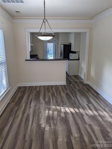 Foto del edificio - 16530 Spruell St