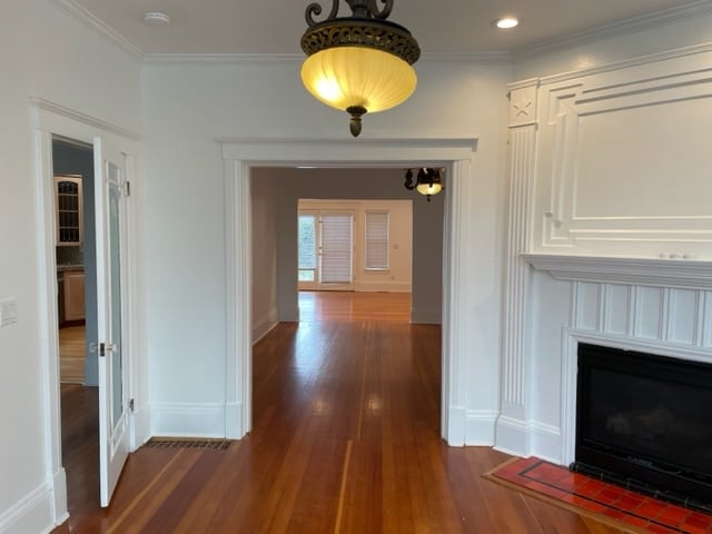 Family-> Dining room->Living room - 348 17th Ave